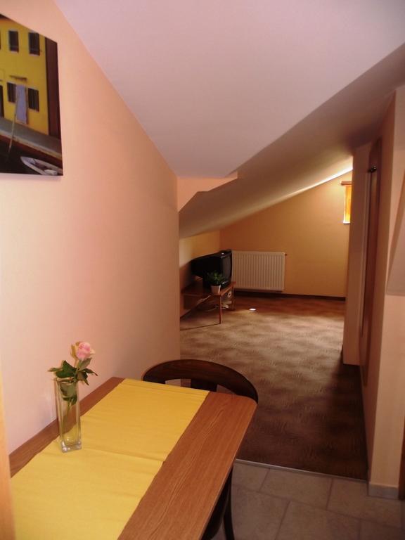 Mediterran Vendeghaz ケチケメート 部屋 写真